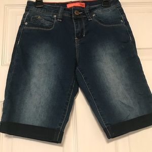 Girls stretchy shorts